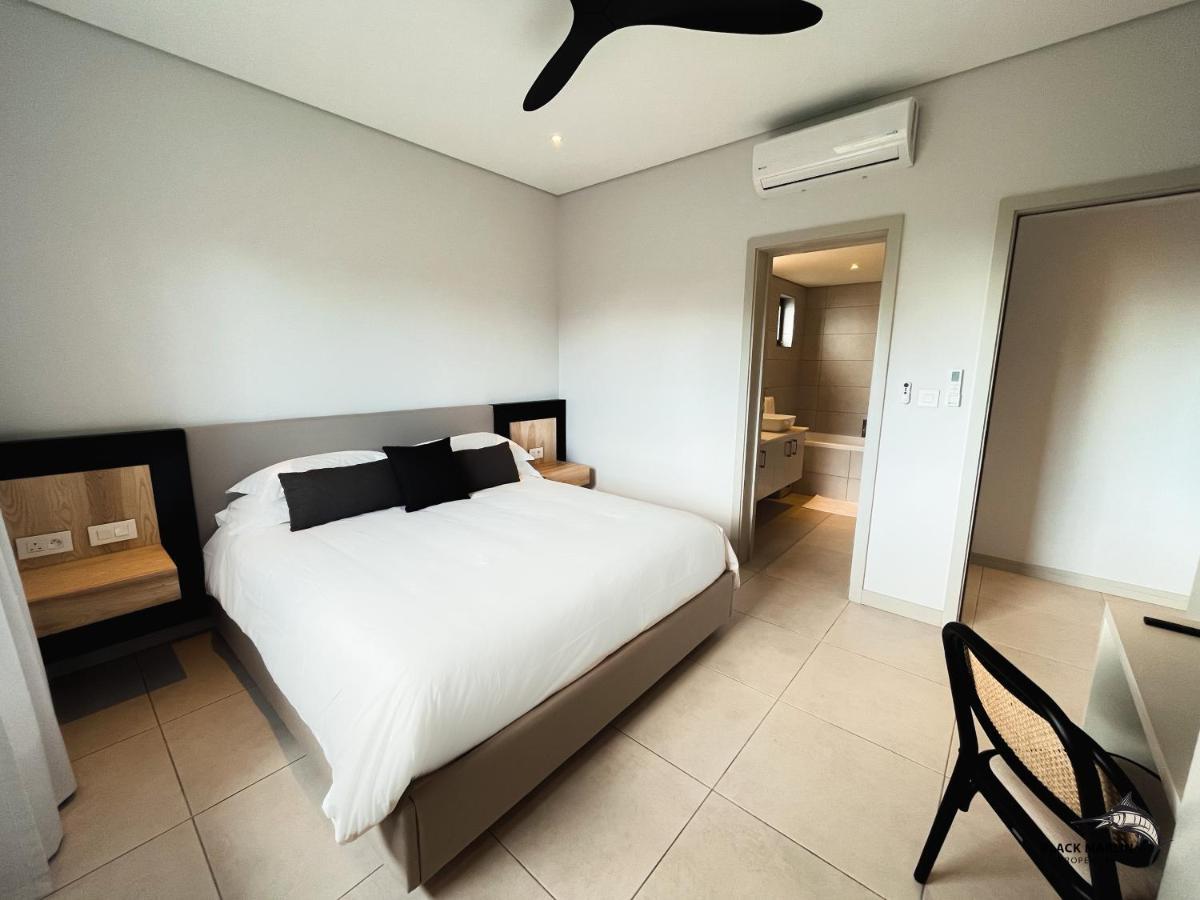 Black Marlin Apartments 페레이베레 외부 사진