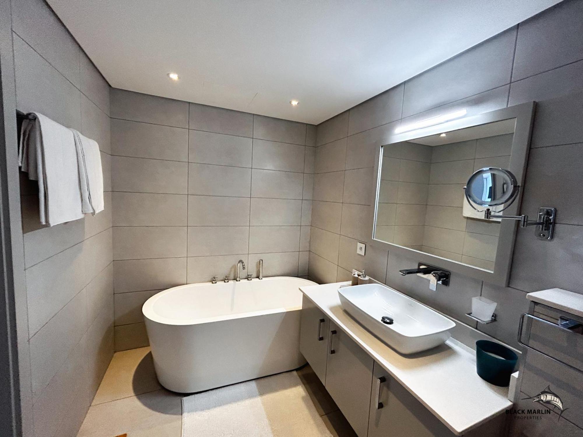 Black Marlin Apartments 페레이베레 외부 사진